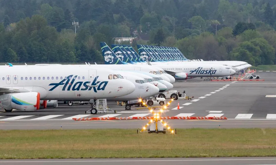 Alaska Airlines Flights Grounded After Major IT Outage: What Really Happened?