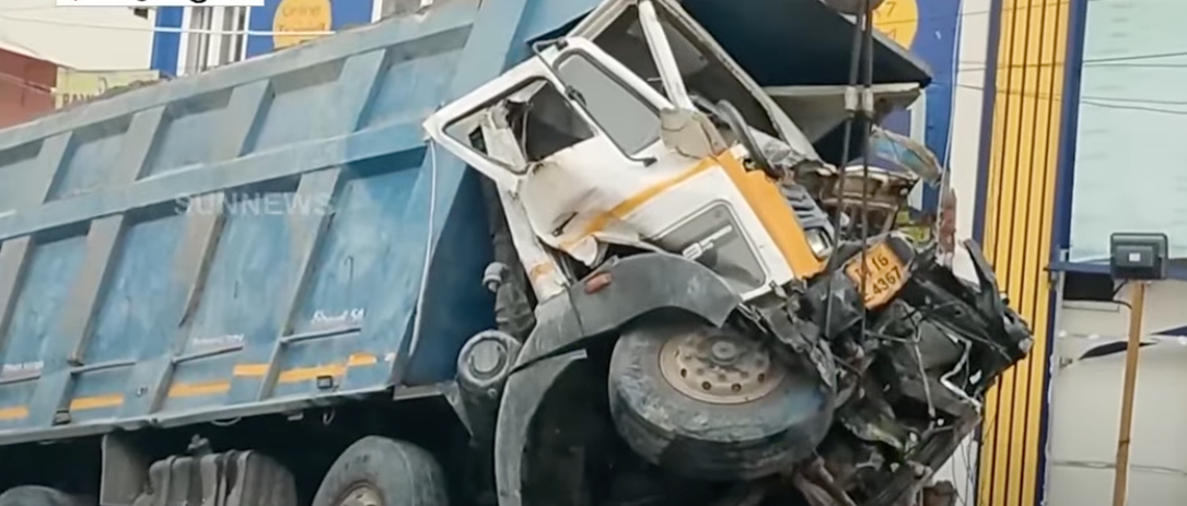 Guduvanchery Tragedy: Speeding Tipper Truck Rams MTC Bus and ATM, Killing One Civilian Instantly – What Really Happened?